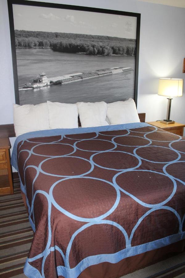 Super 8 By Wyndham Burlington Ξενοδοχείο Εξωτερικό φωτογραφία